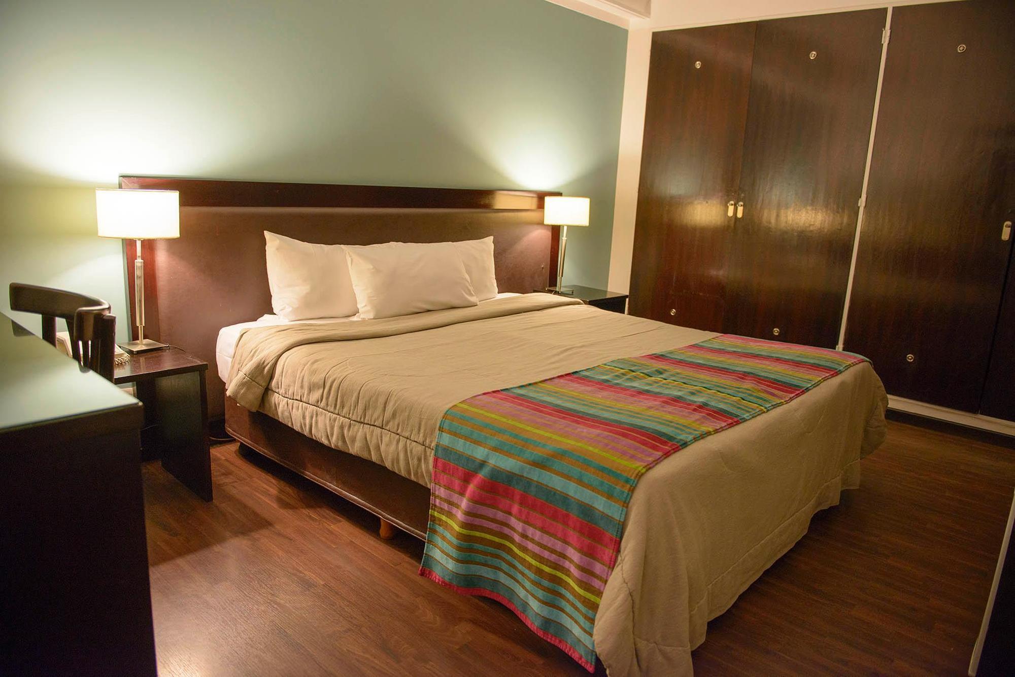 Rochester Hotel Classic Buenos Aires Exteriör bild